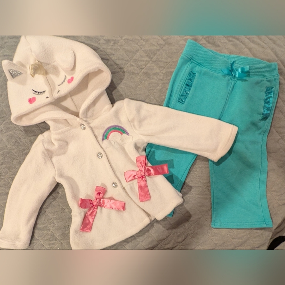 18M Adorable Unicorn Hoodie and Turquoiae Sweatpants Set